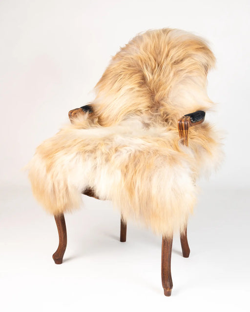 Icelandic sheepskin rug in light tan #006