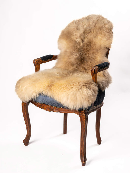 Natural caramel cream sheepskin rug #043