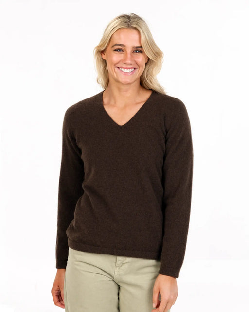 NB396 womens vee-neck possum merino sweater cocoa