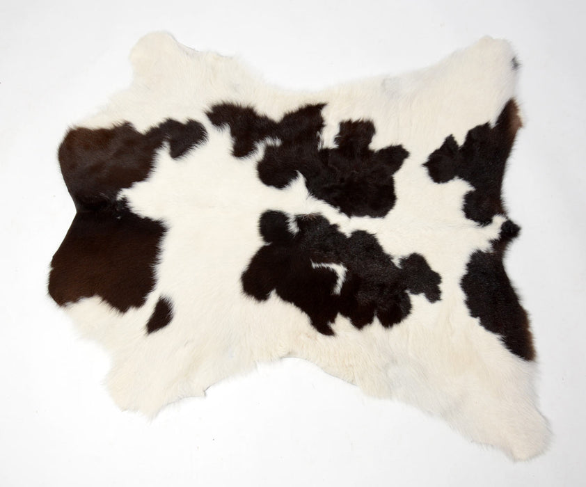 Calfskin rug black and white #3314 extra large