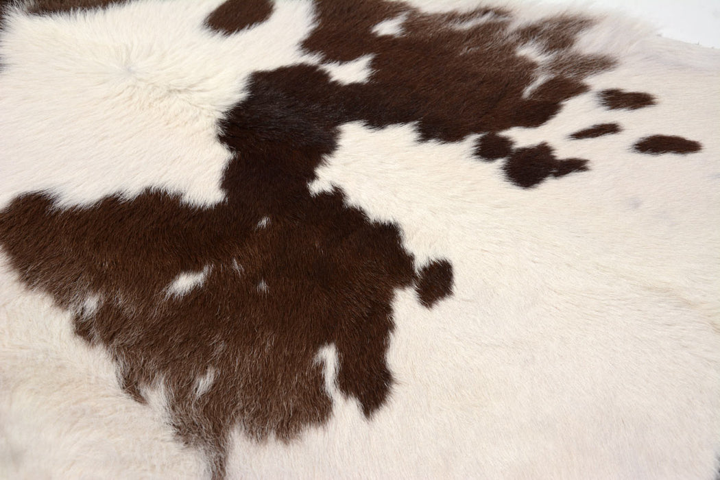 Calfskin rug chocolate & white #3319