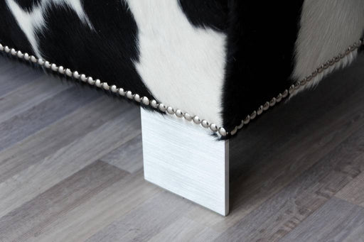 Morro metal furniture feet