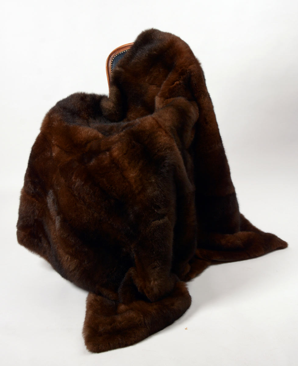 Reddish Brown NZ Possum Fur Throws Fur Throws NZ — Creatures