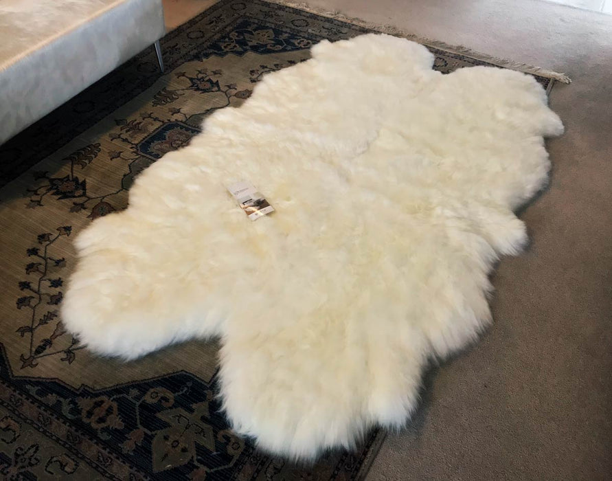 Ivory wool sheepskin rug - Quarto (4-skin) 110cm x 180cm