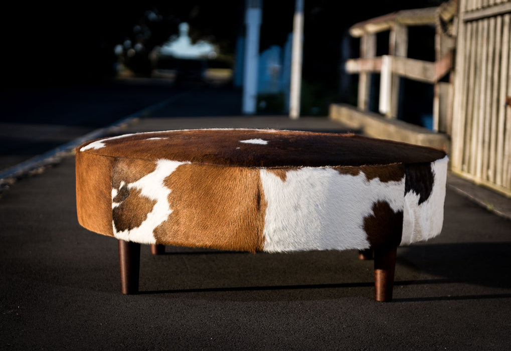 Cowhide Ottoman Round Brown and White Wood Legs 110x110x40cm