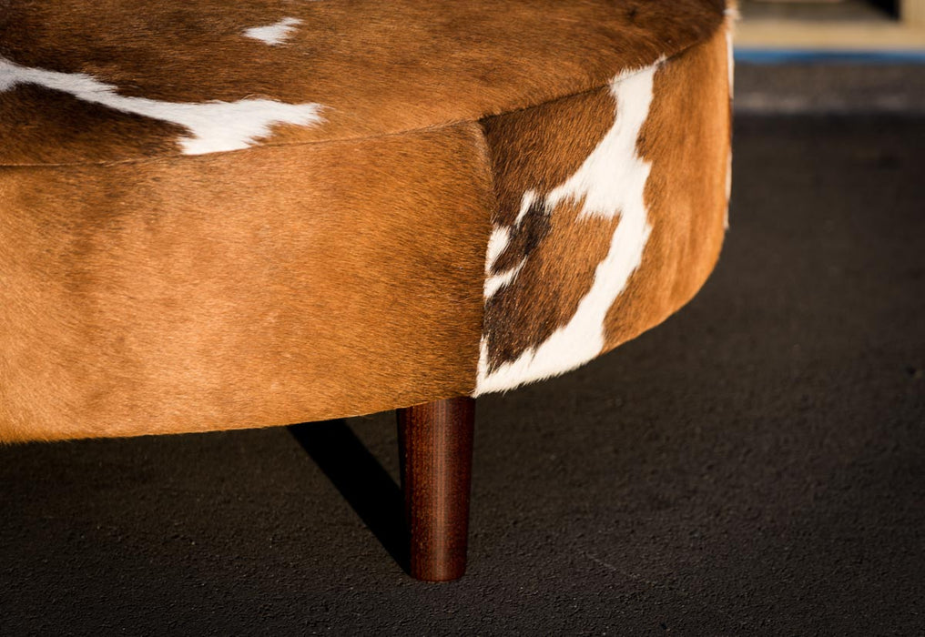 Cowhide Ottoman Round Brown and White Wood Legs 110x110x40cm