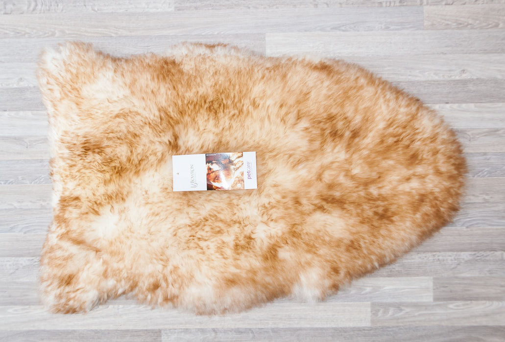 Large Sheepskin Wool Pet Bed - Natural Shape 50x80cm